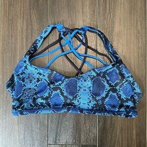 Lululemon Free To Be *Wild
Mini Ziggy Snake Pipe Dream Blue Sapphire Blue - 10